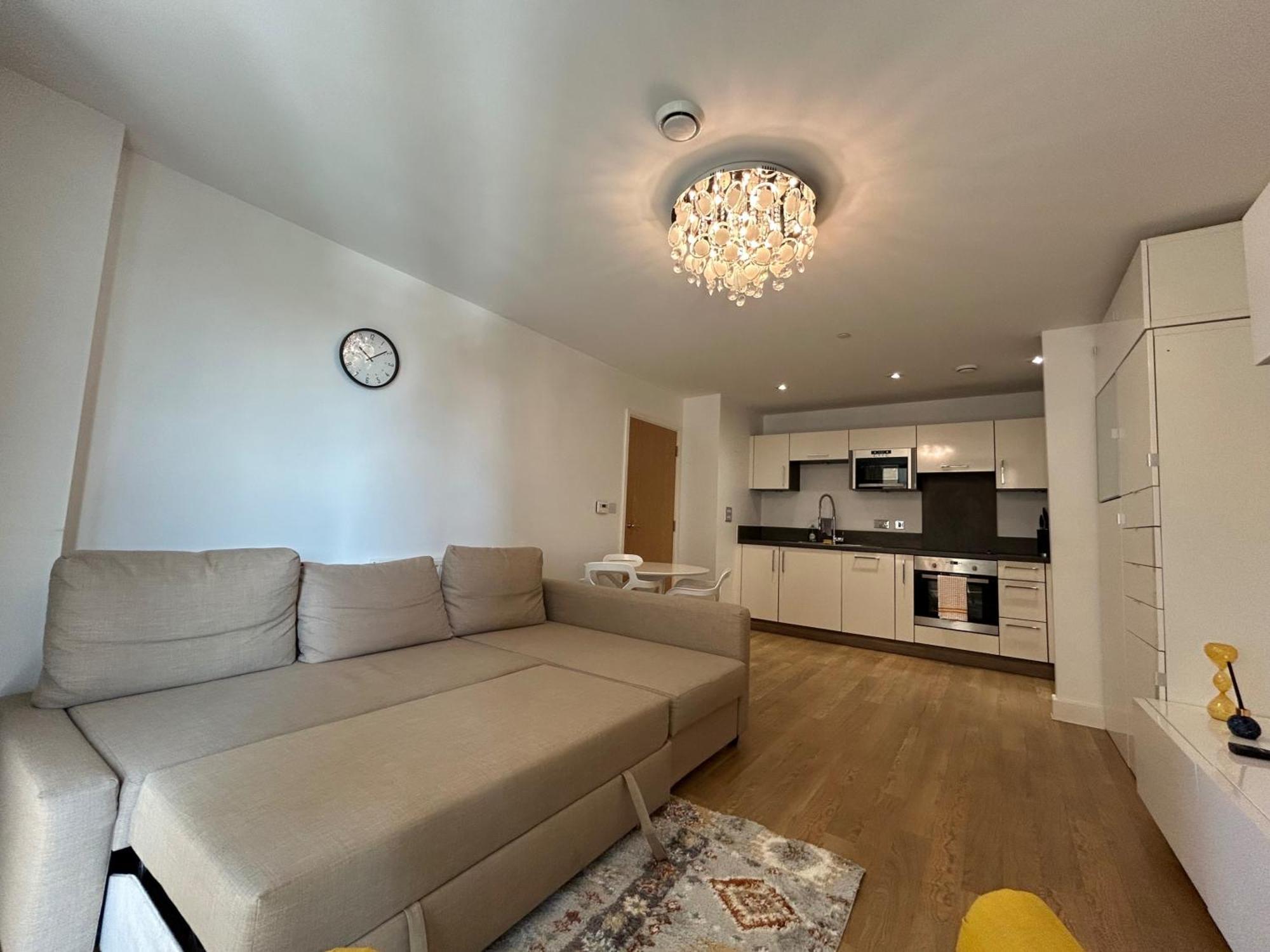 1-bed Sleeps 4 To Shops & Transport *