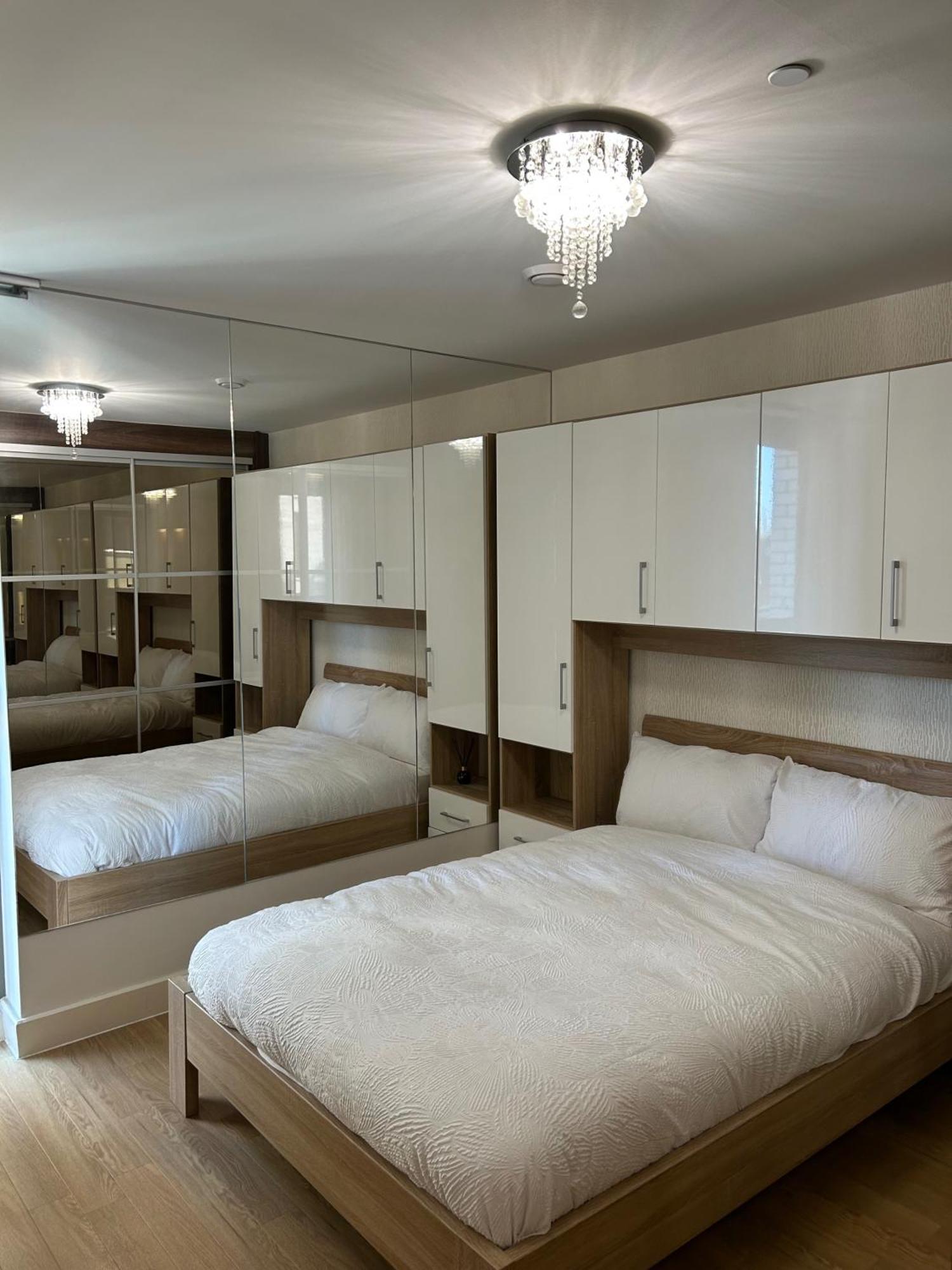 1-bed Sleeps 4 To Shops & Transport Appartement *