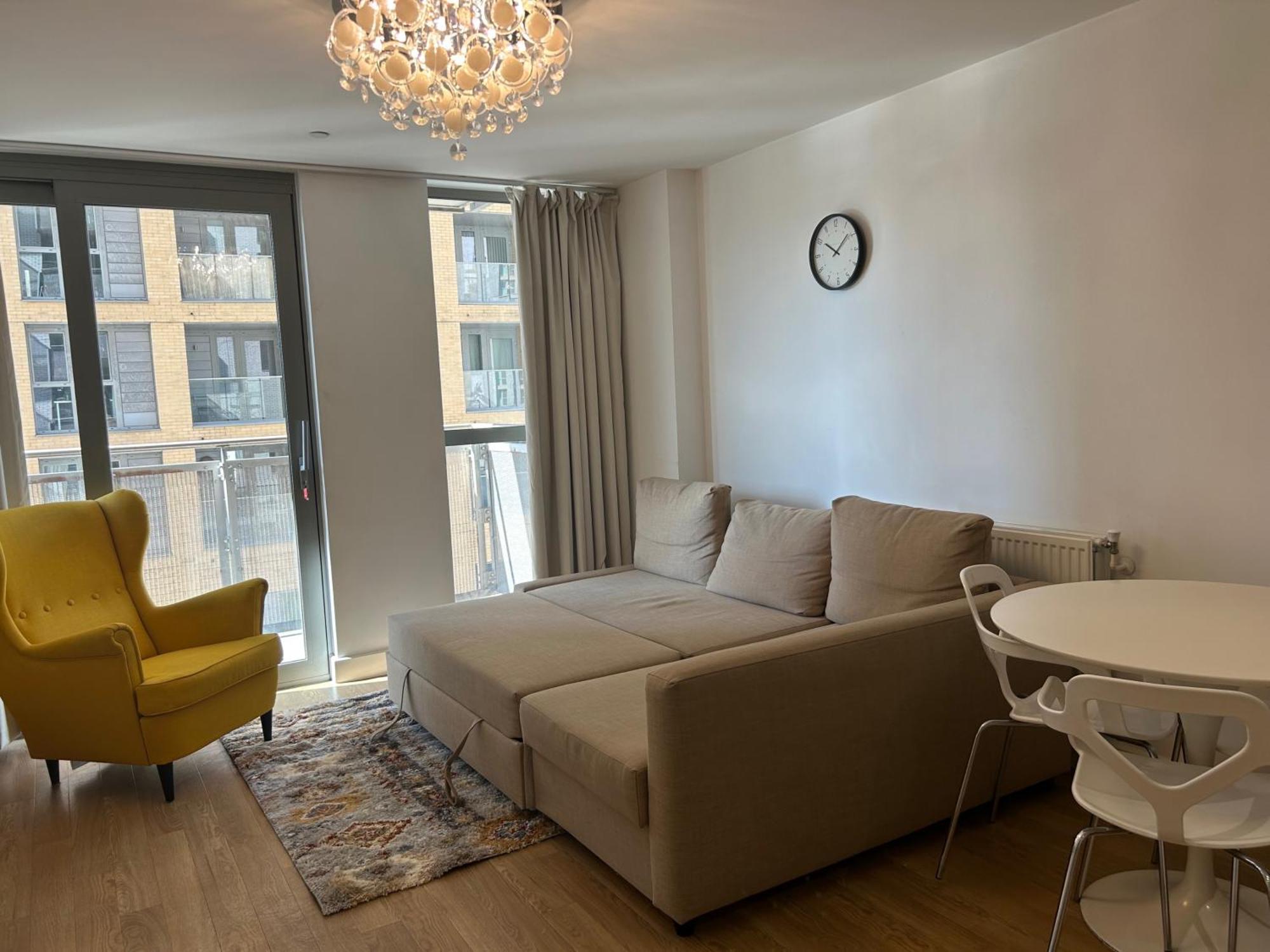 1-bed Sleeps 4 To Shops & Transport Appartement