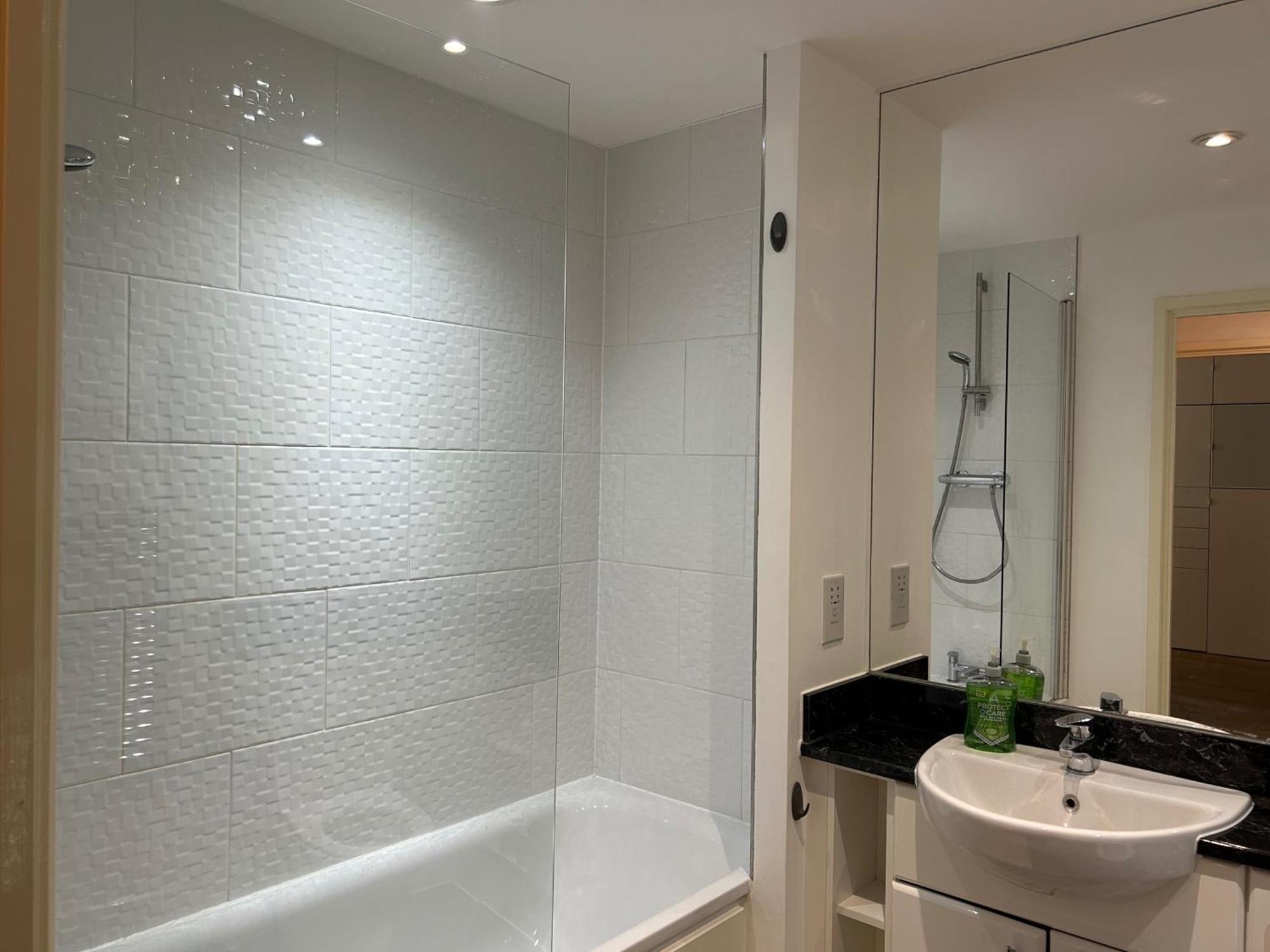 Appartement 1-bed Sleeps 4 To Shops & Transport Londres
